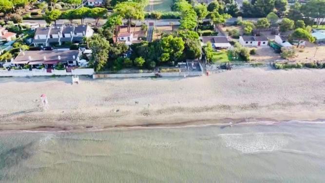 Villa Greg Stupenda Location Sulla Con Accesso Diretto Al Mare Terracina