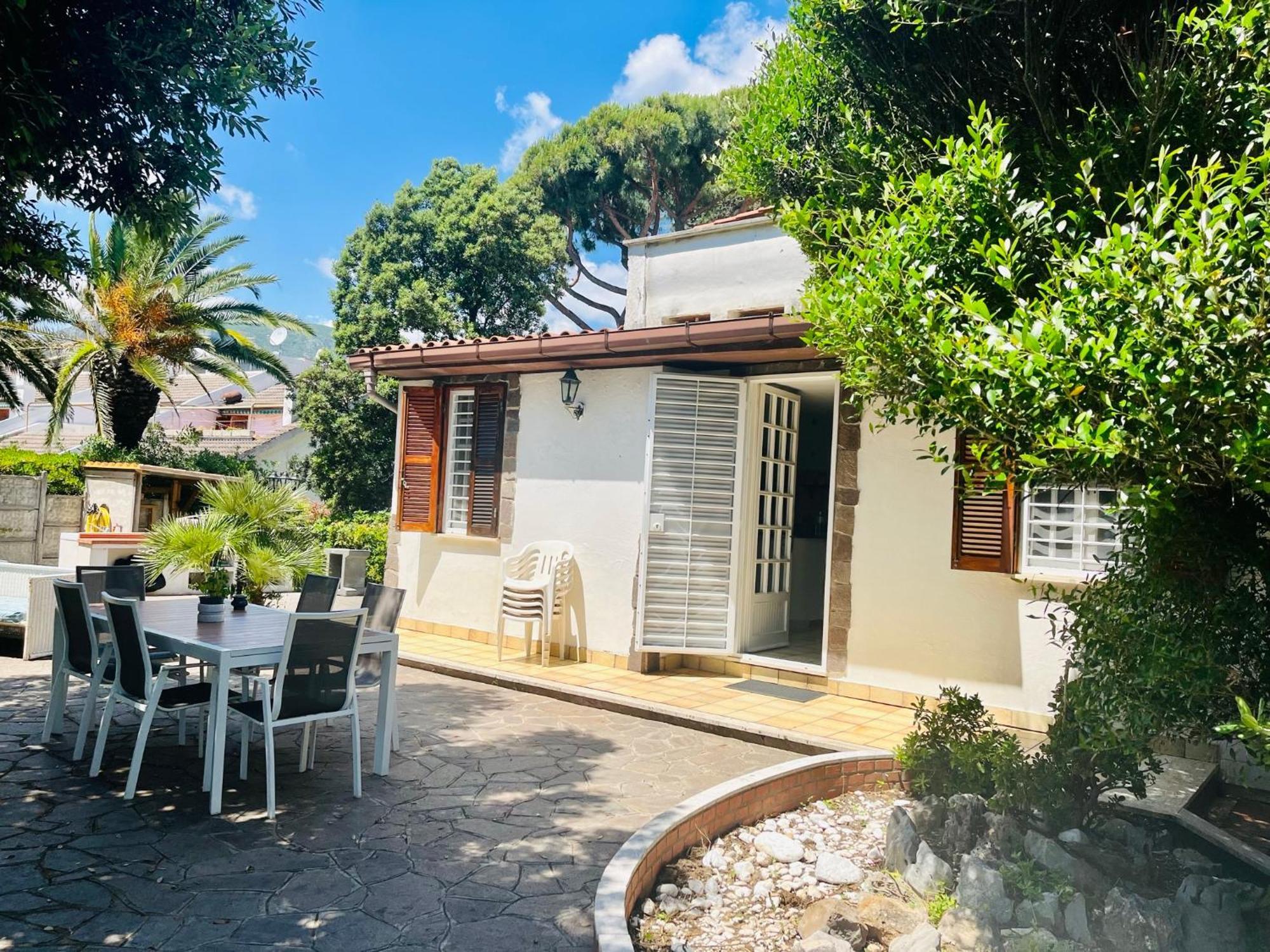 Villa Greg Stupenda Location Sulla Con Accesso Diretto Al Mare