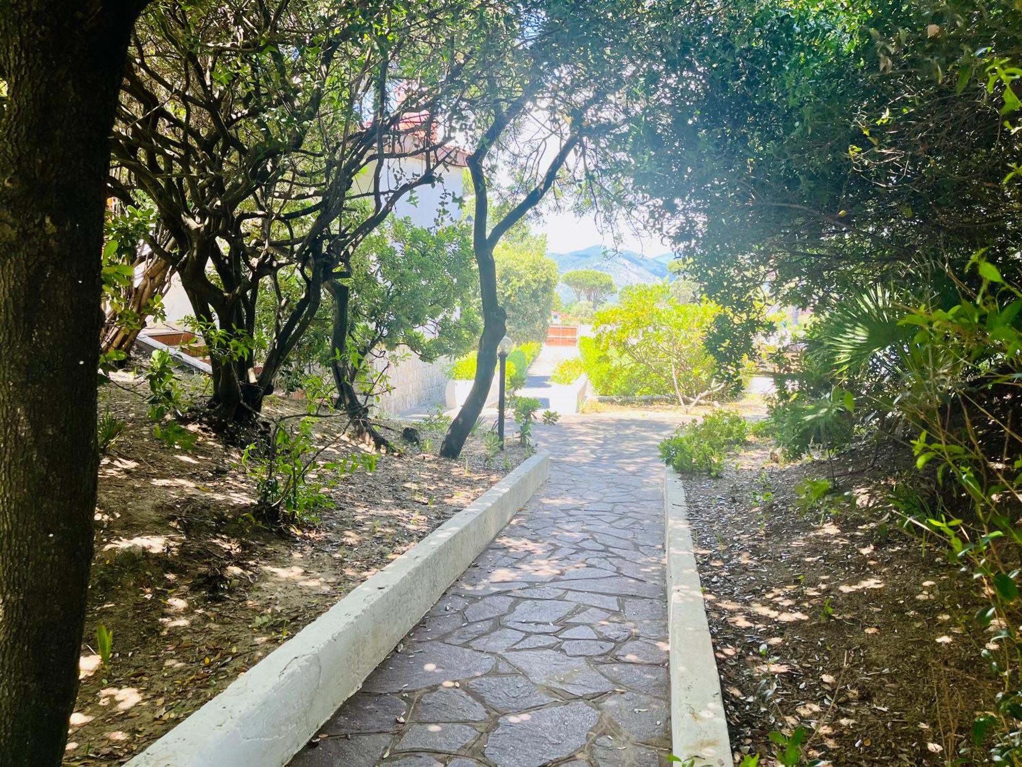 Villa Greg Stupenda Location Sulla Con Accesso Diretto Al Mare Terracina