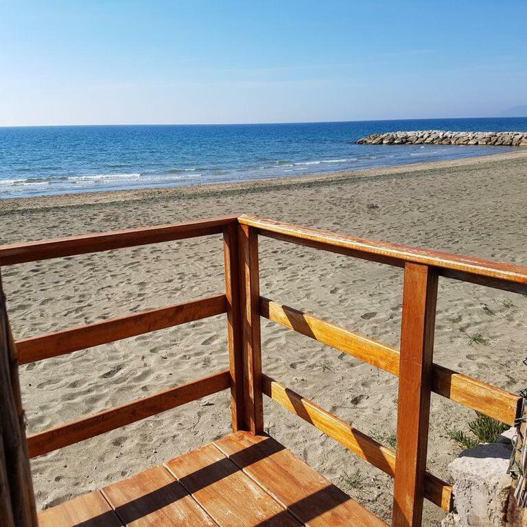 Villa Greg Stupenda Location Sulla Con Accesso Diretto Al Mare Terracina